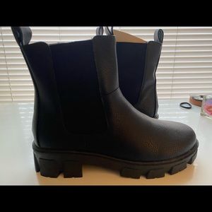 Black chelsea boots size 10 new with box